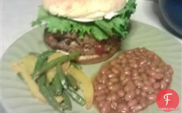 Hambúrgueres recheados com Bacon e Roquefort