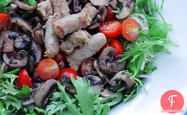 Salsichas, Cogumelos E Tomates