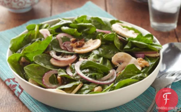 Salada de espinafre e cogumelo
