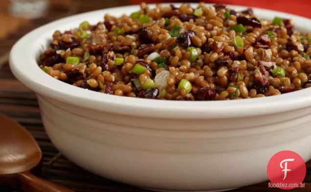 Salada Da Baga Do Trigo Do Outono