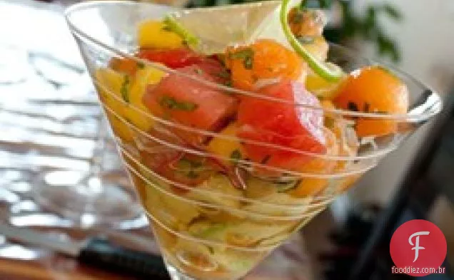 Melhor salada de melão, manga e abacate