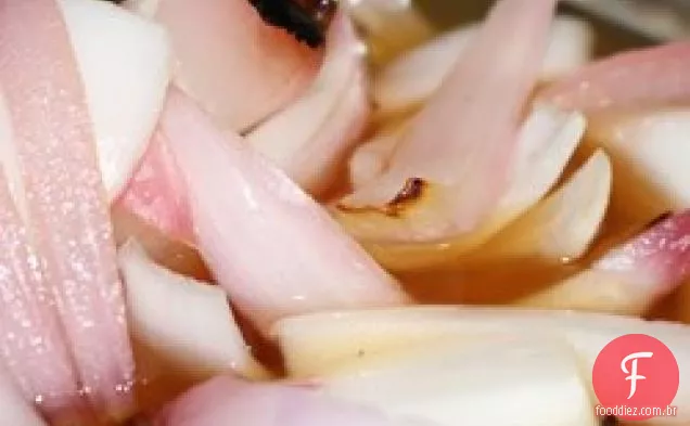 Cebolas Vermelhas Grelhadas Em Conserva