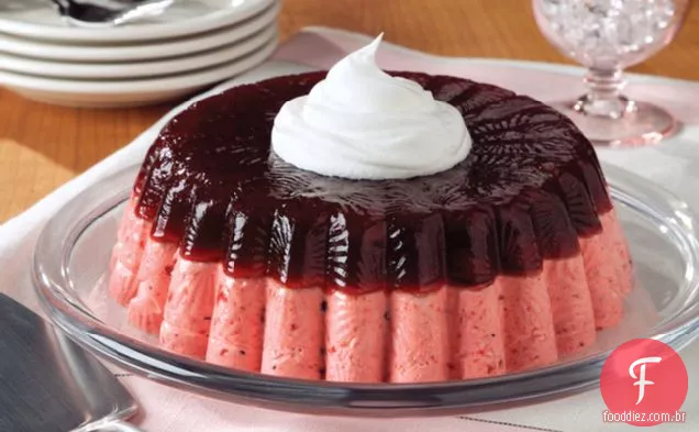 Molde De Mousse De Cranberry Em Camadas