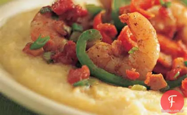 Camarão, pimentão e grãos de queijo