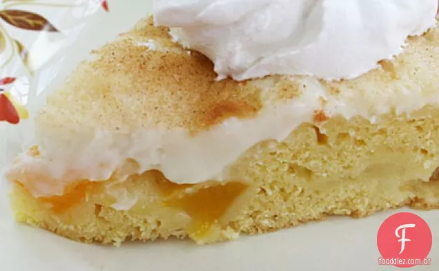 Pêssegos e Torta de Creme