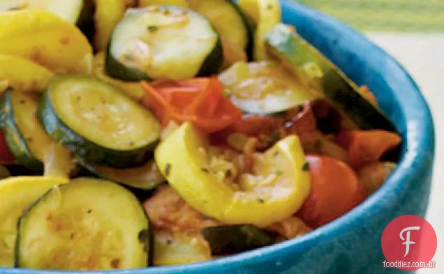 Abóbora salteada e tomate