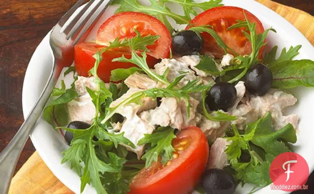 Salada Mediterrânea Fácil