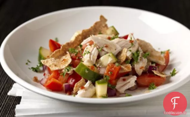 Salada Panzanella Frango Mediterrâneo