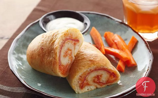 Cinco Queijo Salame Stromboli
