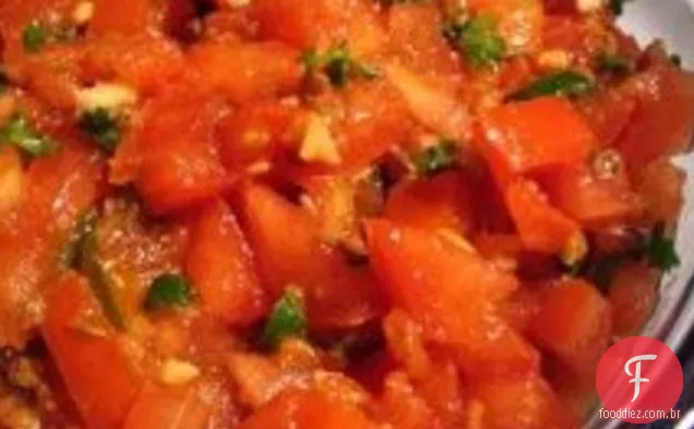 Chutney de tomate prensado do Chef Lalith