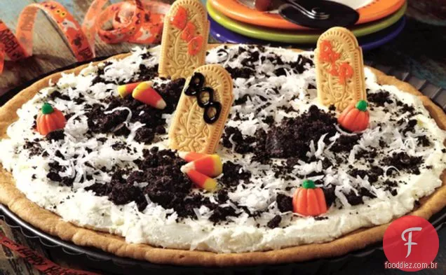 Spooky Graveyard Sobremesa Pizza