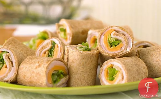 Fácil Turquia-Tortilla Roll-Ups