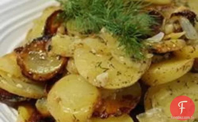 Batatas recortadas para churrasco