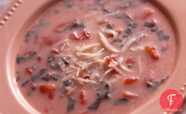 Sopa Cremosa De Manjericão E Tomate