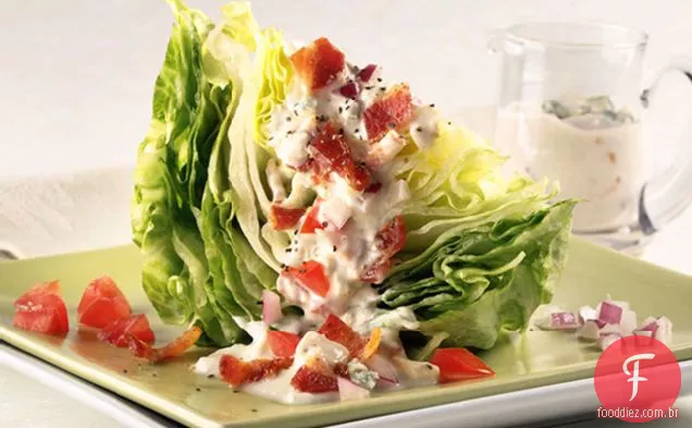 Salada de cunha com queijo azul e Bacon
