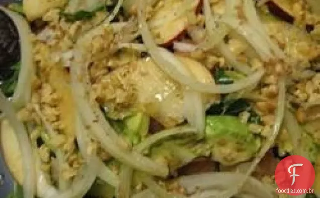 Salada de maçã, beterraba e abacate