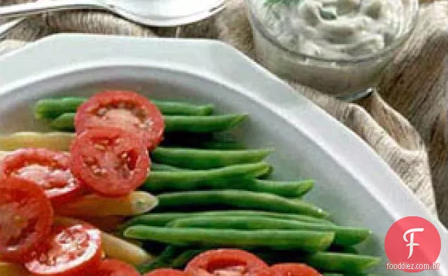 Feijão Fresco E Tomate Com Creme De Endro