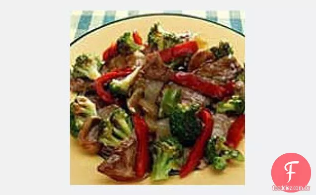 Fritura Rápida De Carne E Vegetais