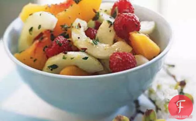 Salada de pêssego com molho de cominho