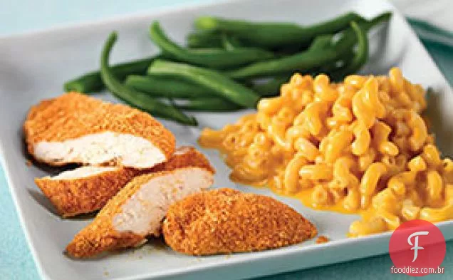 Frango crocante com macarrão e jantar de queijo