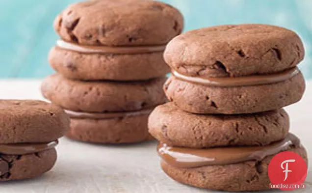 Biscoitos Sanduíche De Chocolate Duplo