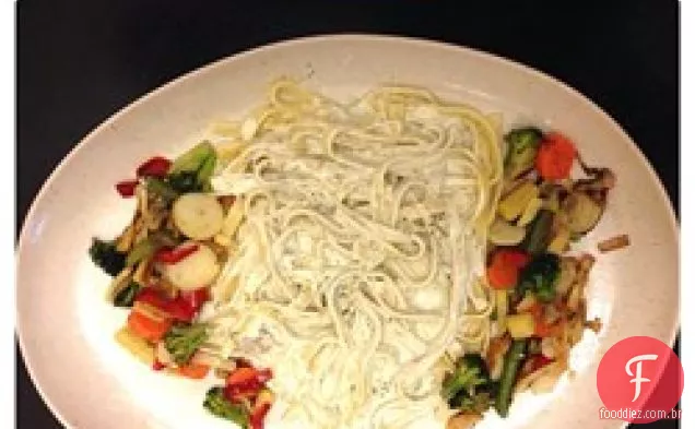 Tagliatelle afrodisíaco com molho de queijo azul