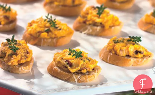 Abóbora espalhada em Croutons de queijo