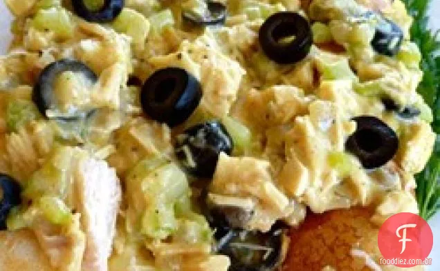 Crepes de caril de azeitona e frango