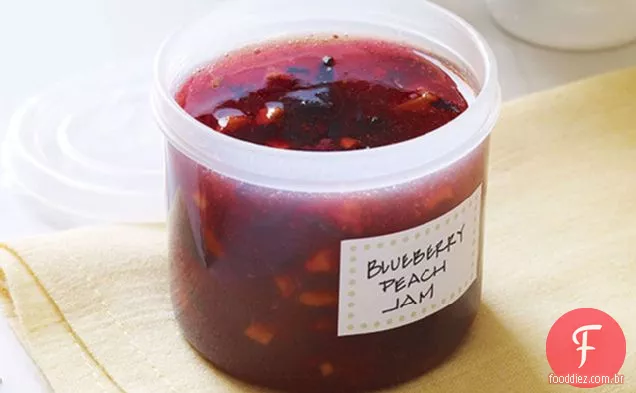 30 minutos para Caseiro claro.Gell Blueberry-Peach Freezer Jam