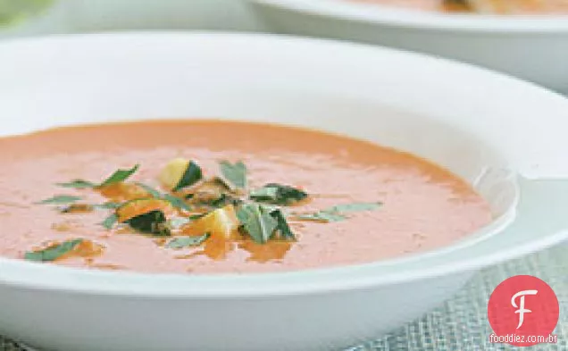 Sopa Cremosa De Tomate Com Abobrinha