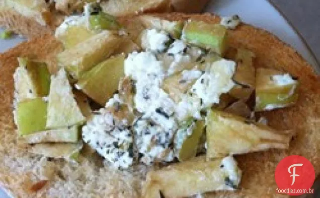 Queijo De Cabra Maçã Bruschetta