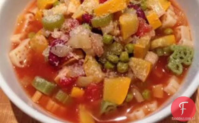 Fogão Lento Minestrone Vegetariano