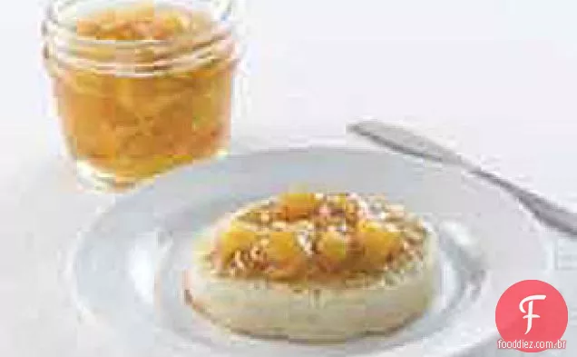 30 minutos para Caseiro claro.JELLÂ ® Peach-Apricot Freezer Jam