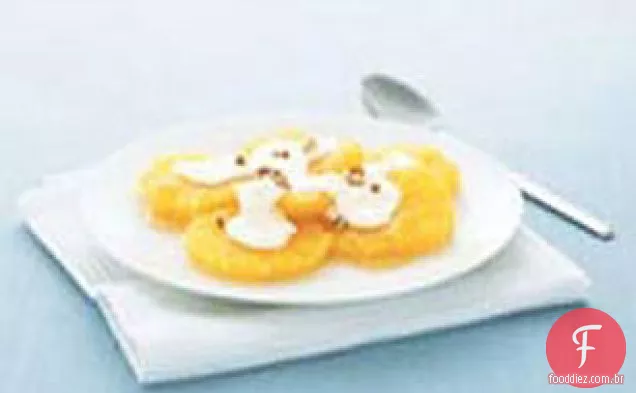 Sobremesa de creme de frutas e mel