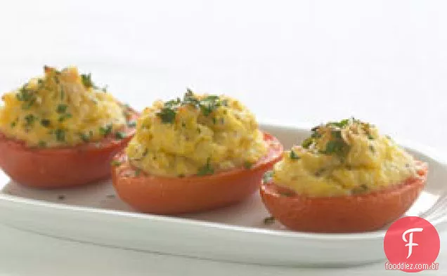 Tomates De Herança Recheados Com Polenta Cremosa