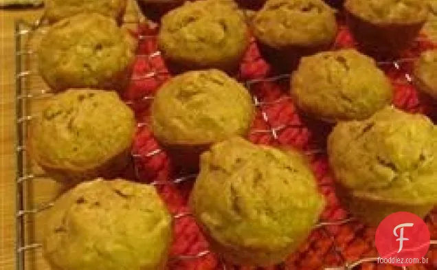 Muffins famosos da aveia da Banana de Emily