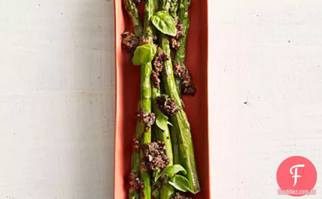 Espargos com Tapenade de azeitona