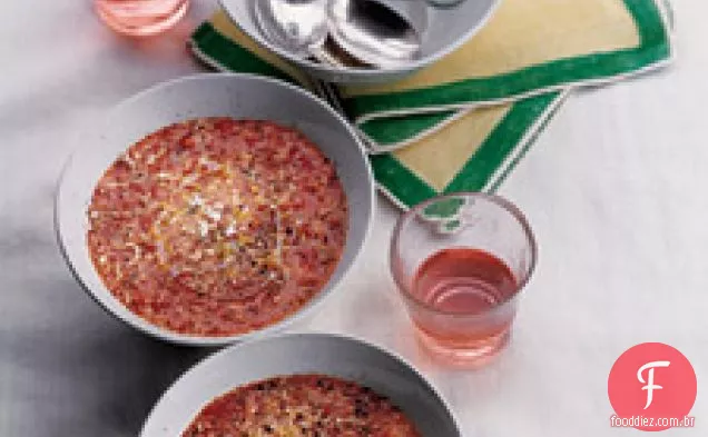 Pão e sopa de tomate (pappa al Pomodoro)