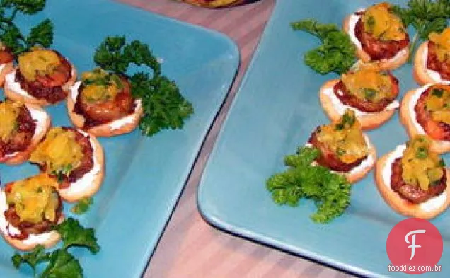 Camarão Grelhado Em Bruschetta Com Tomate Fresco, Pimenta Amarela &