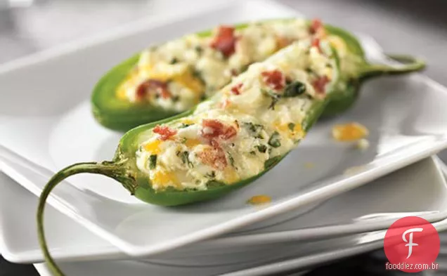 Queijo e Bacon-JalapeÃ±os recheados