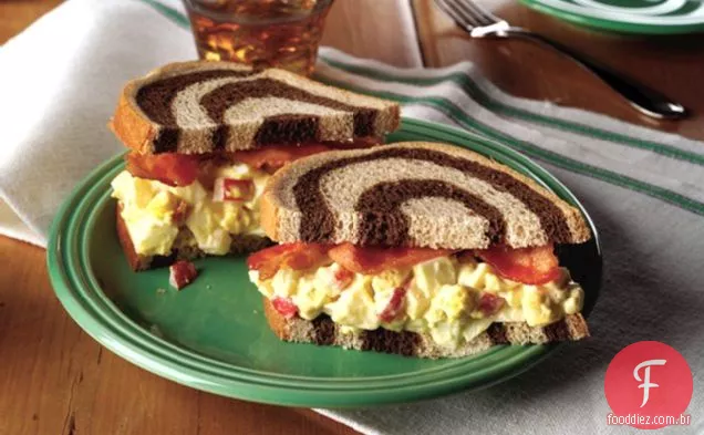 Zippy Bacon-Sanduíches De Salada De Ovo