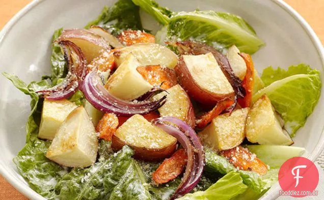 Salada Ranch com legumes assados
