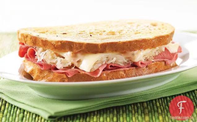 Sanduíche Reuben Simples