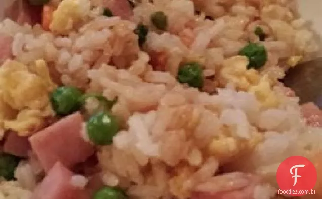 Arroz frito com presunto