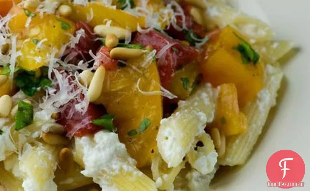 Macarrão Com Ricota E Tomate Herança