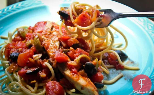 Molho picante de tomate e azeitona