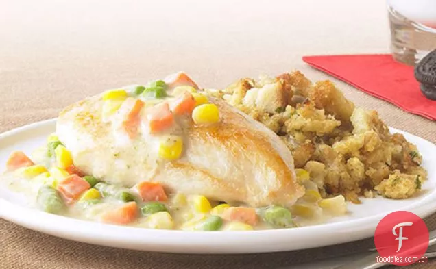 Frigideira cremosa de frango com recheio