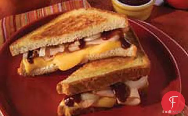 VELVEETAÂ ® BBQ Turkey Griller