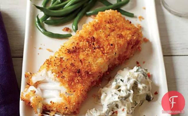 Peixe crocante com molho de limão e endro