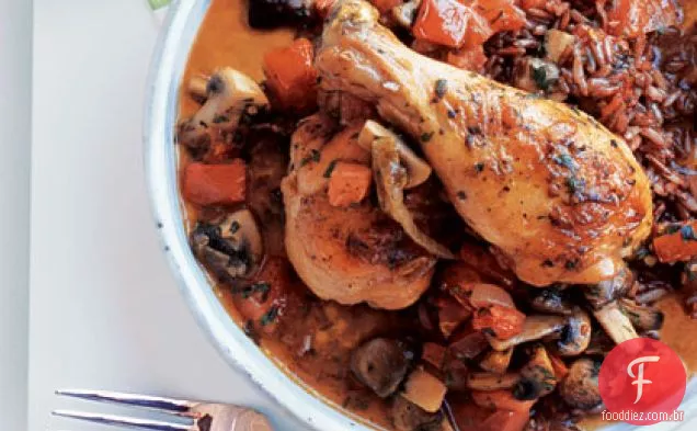 Frango com cogumelos e tomate